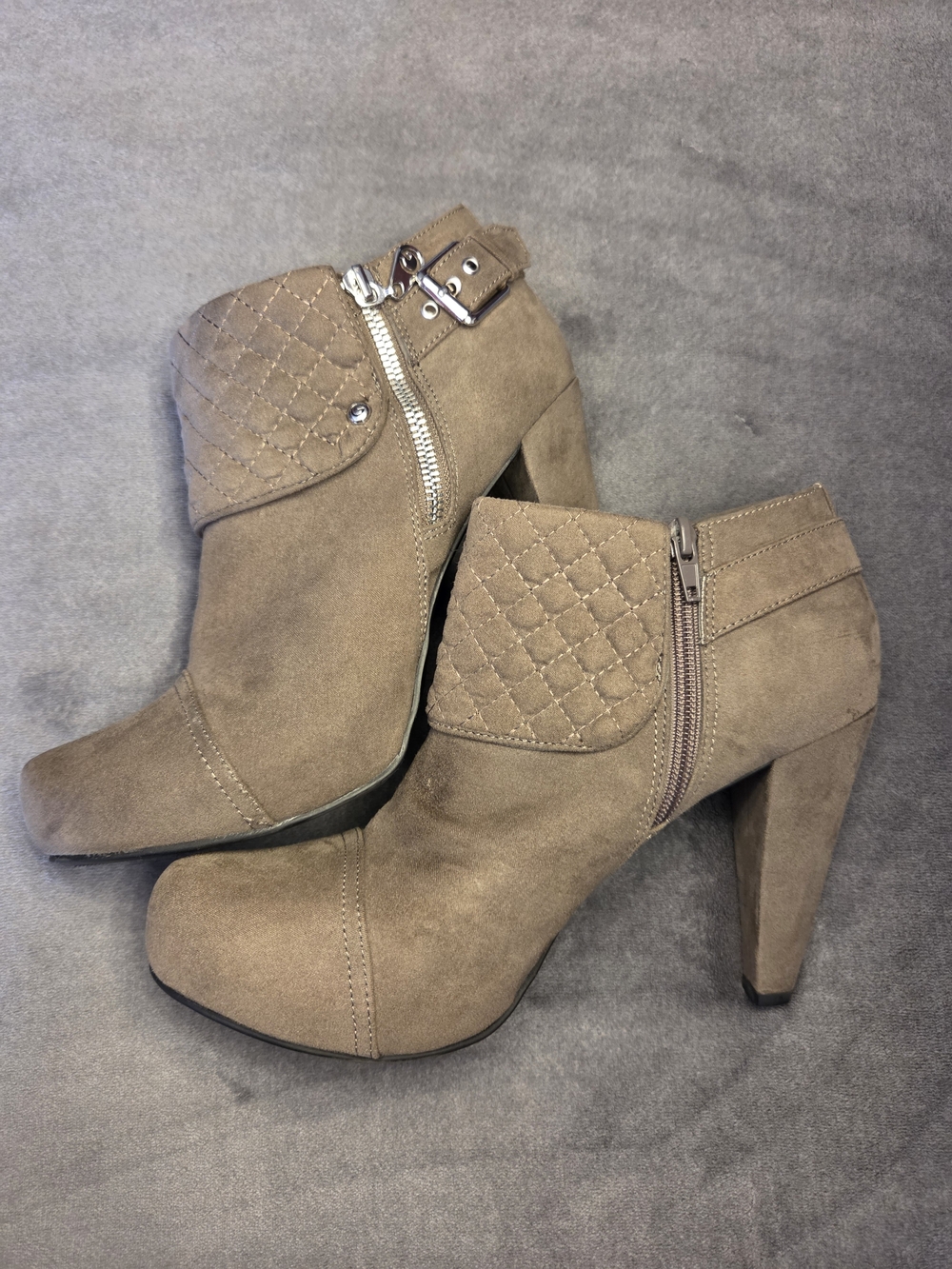 Guess Taupe Quilted Cuff Suede Ankle Booties